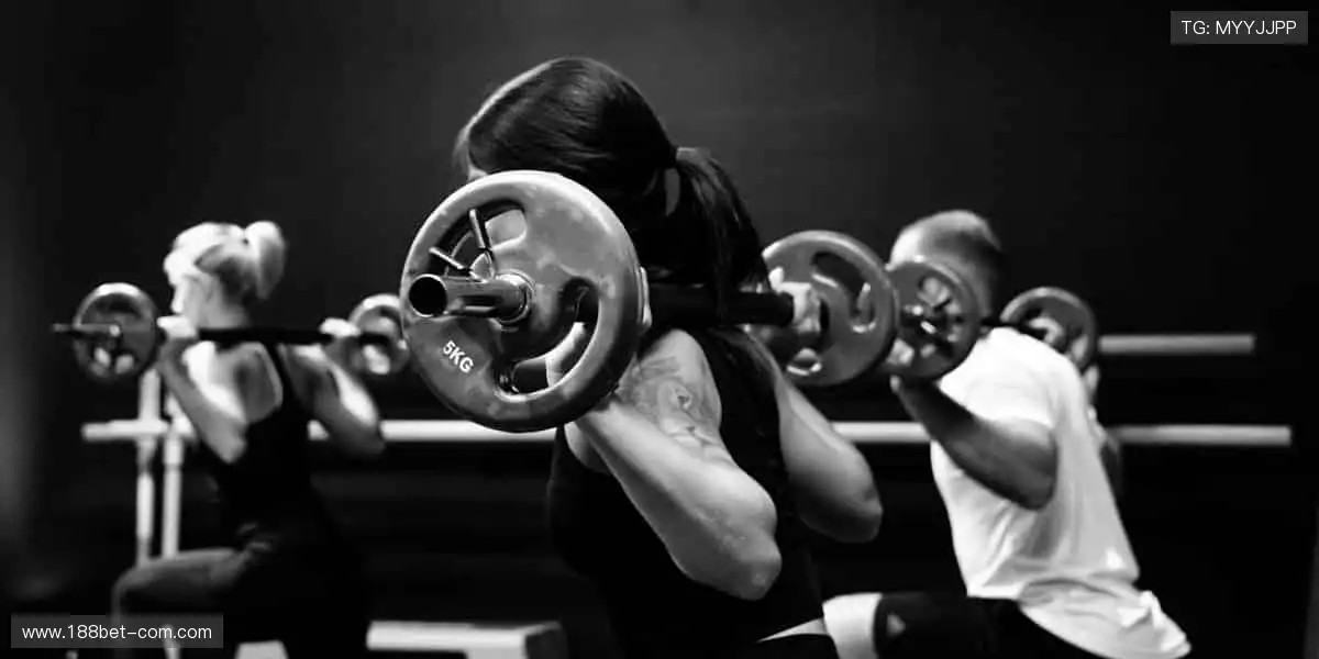 赛场同款，把热爱穿在身上，做最潮的球迷👕🎯